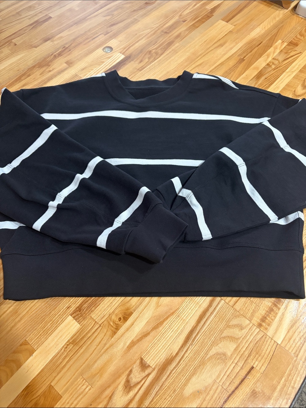 Lululemon Perfectly Oversized Cropped Crew Sweatshirt
